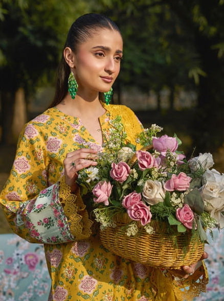 Raha by RajBari Summer Print Exclusive Lawn Unstitched 3Pc Suit D-06