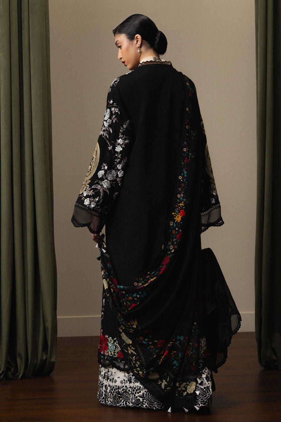 Zara Shahjahan Satori Stillness & Luxury Unstitched Lawn 3Pc Suit D-10 TAKUMI