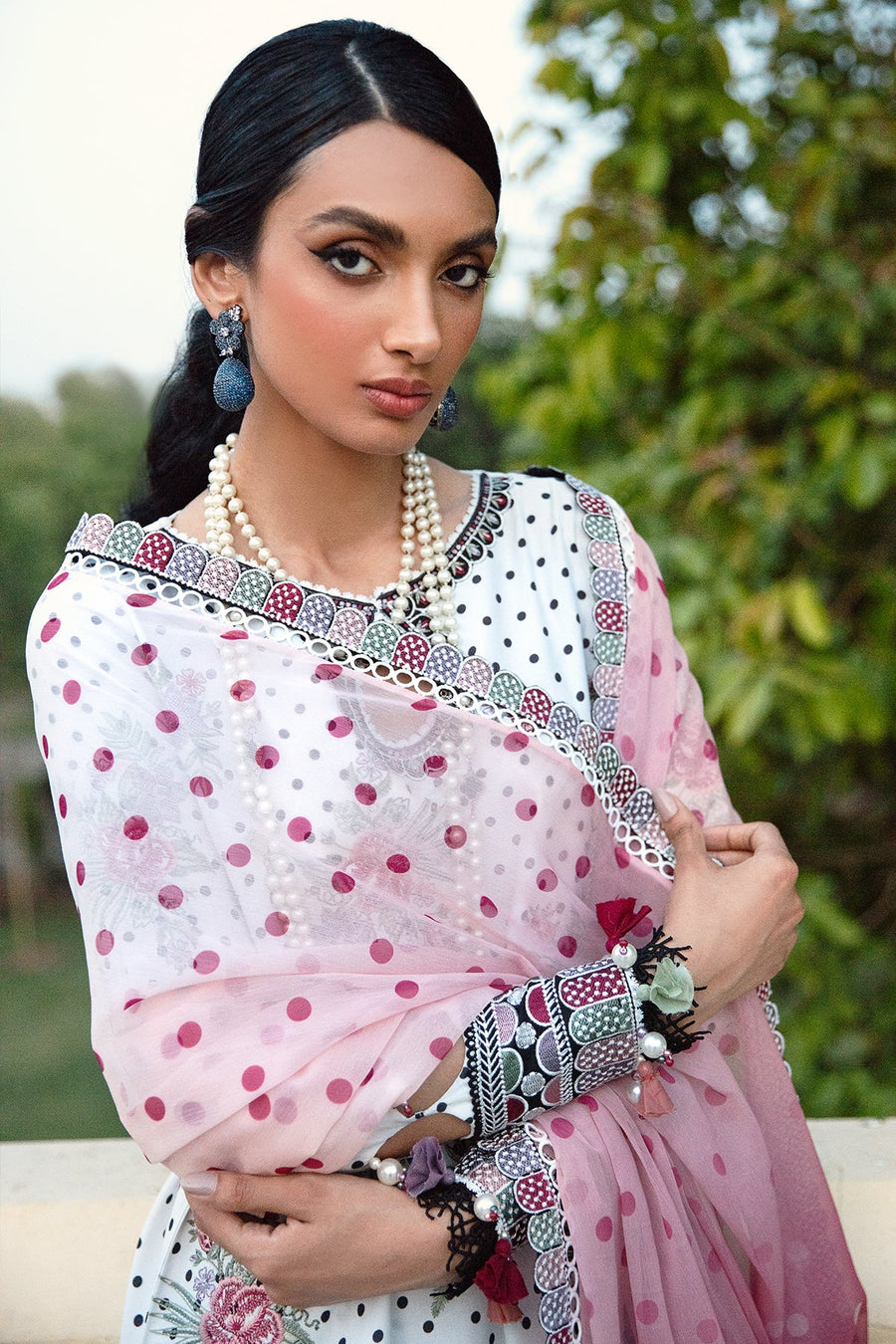 Iris by Jazmin Embroidered Eid Lawn Unstitched 3Pc Suit D-10 FALLON