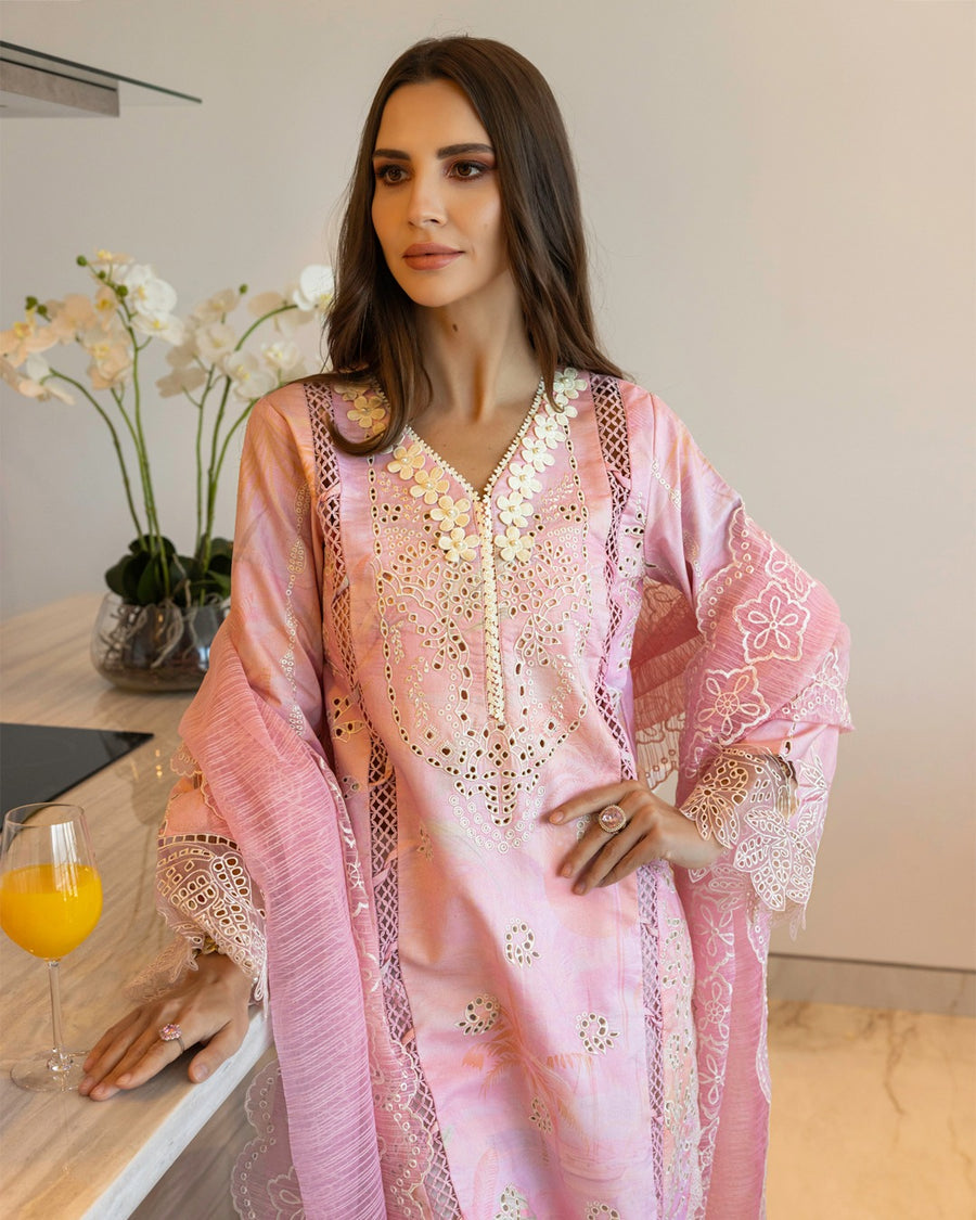 Rang Rasiya Carnation Embroidered Lawn Unstitched 3Pc Suit D-11 FREESIA