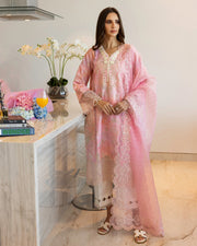 Rang Rasiya Carnation Embroidered Lawn Unstitched 3Pc Suit D-11 FREESIA