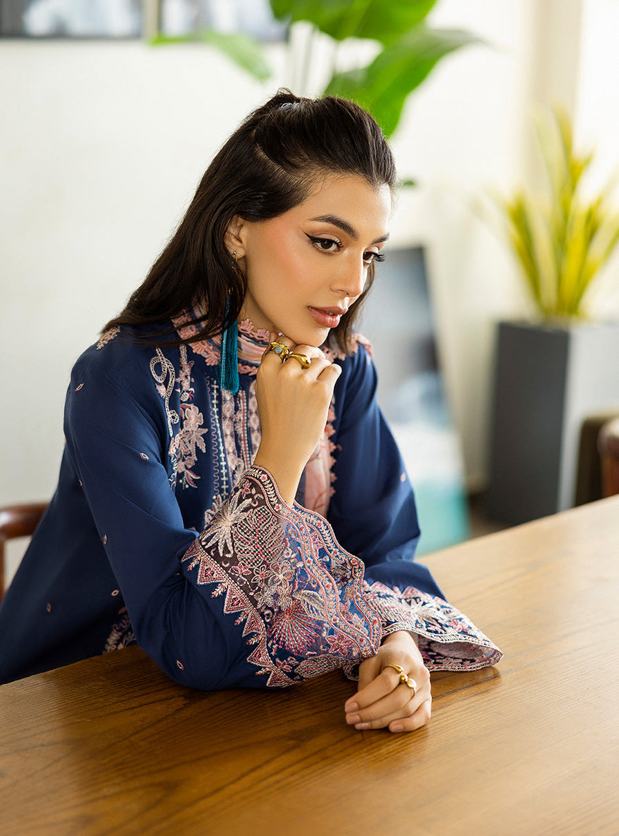 Zainab Chottani Tahra Embroidered Lawn Unstitched 3Pc Suit D-14 ELISA