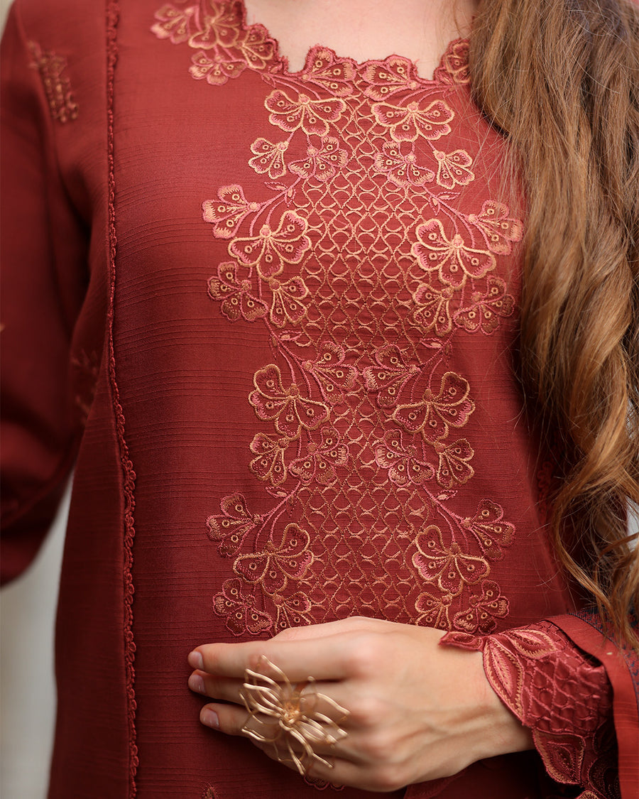 Rang Rasiya Carnation Embroidered Linen Unstitched 3Pc Suit D-14 Crdamom