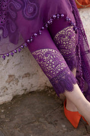 Maria.B Unstitched Embroidered Luxury Lawn 3Pc Suit D-2402-B