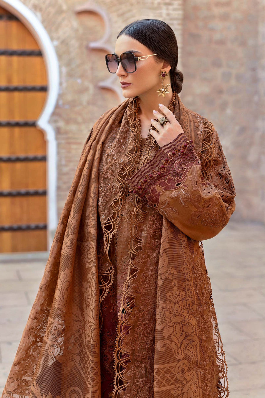 Maria.B Voyage a Luxe Embroidered Lawn Unstitched 3Pc Suit D-2501-B