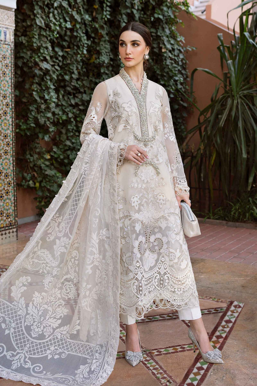 Maria.B Voyage a Luxe Embroidered Lawn Unstitched 3Pc Suit D-2506-A