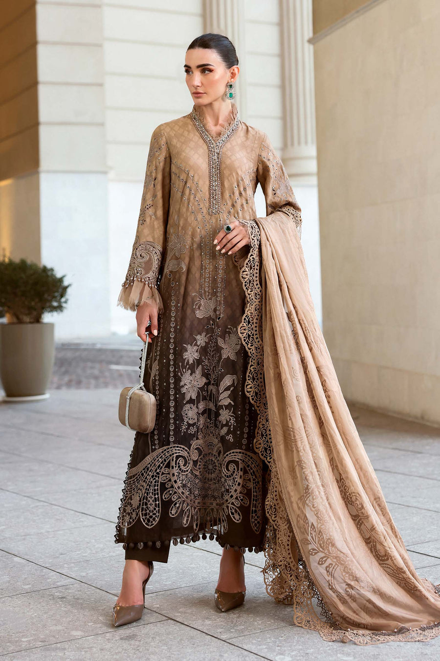 Maria.B Luxury Lawn Unstitched Embroidered 3Pc Suit D-2601-A