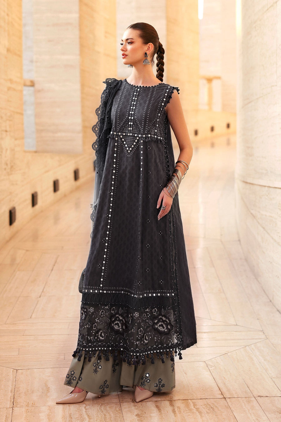 Maria.B Luxury Lawn Unstitched Embroidered 3Pc Suit D-2602-B
