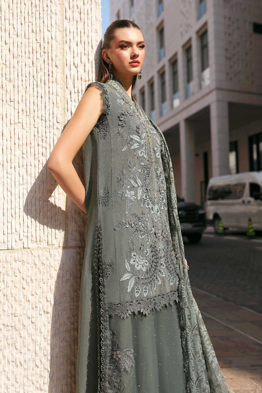 Maria.B Luxury Lawn Unstitched Embroidered 3Pc Suit D-2603-B