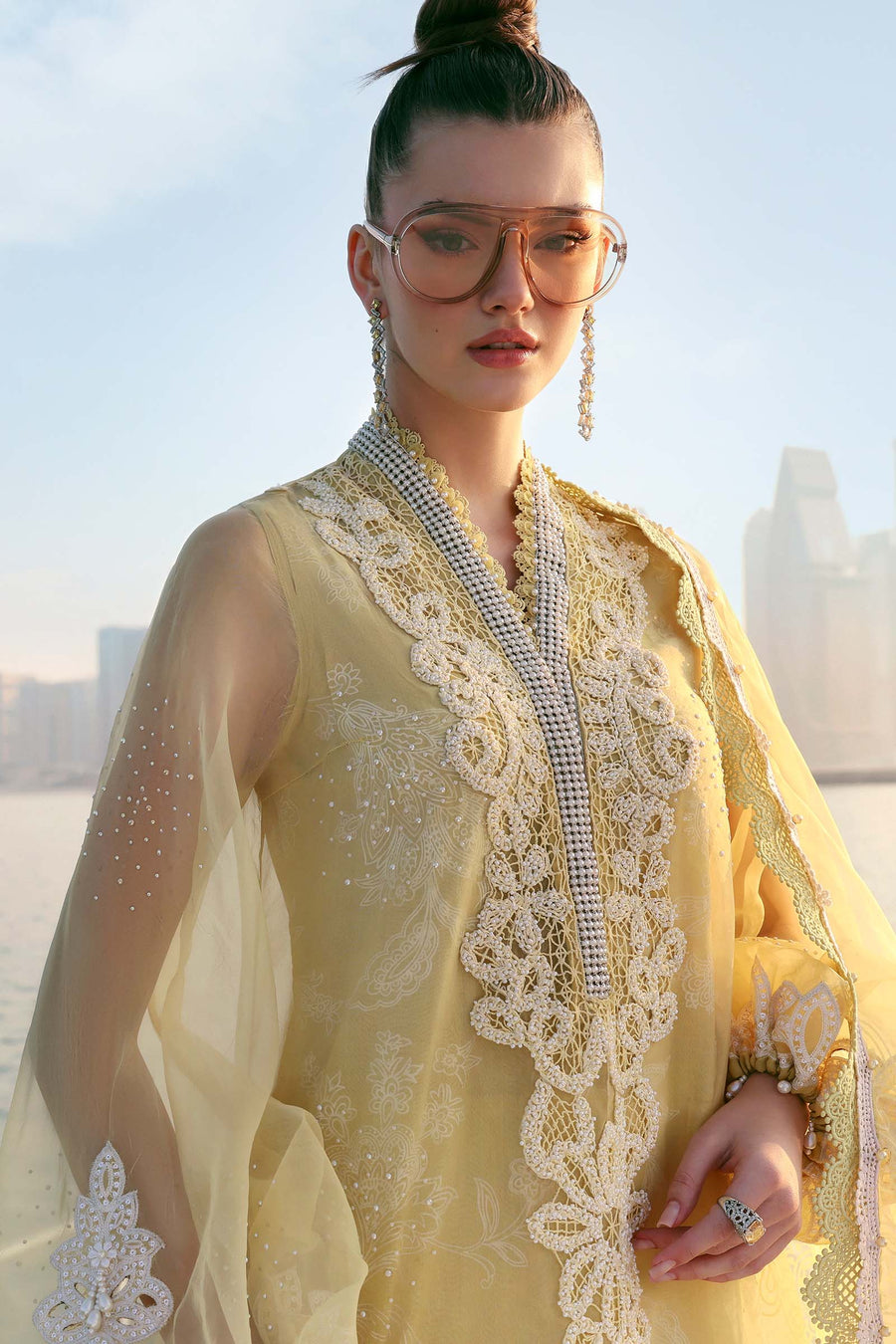 Maria.B Luxury Lawn Unstitched Embroidered 3Pc Suit D-2604-A