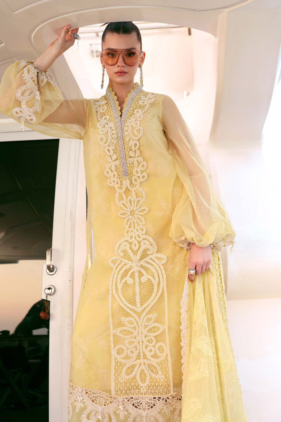 Maria.B Luxury Lawn Unstitched Embroidered 3Pc Suit D-2604-A