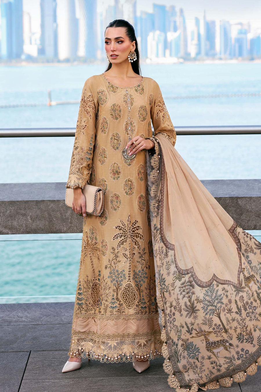 Maria.B Luxury Lawn Unstitched Embroidered 3Pc Suit D-2605-A