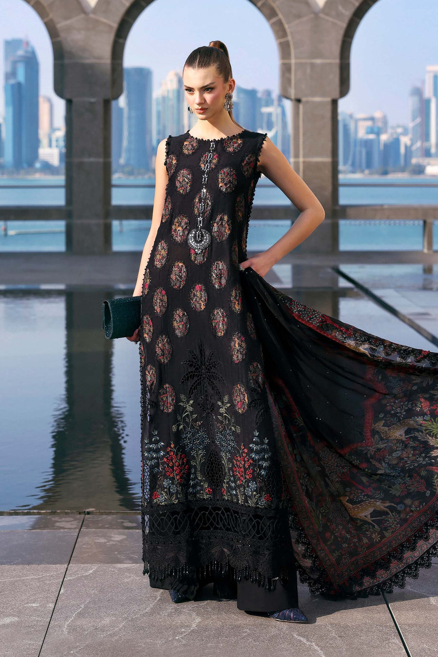 Maria.B Luxury Lawn Unstitched Embroidered 3Pc Suit D-2605-B