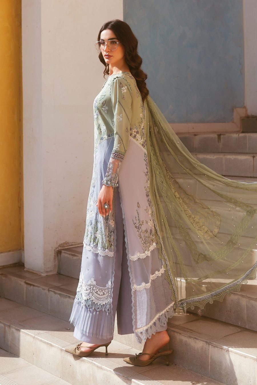 Maria.B Luxury Lawn Unstitched Embroidered 3Pc Suit D-2606-B