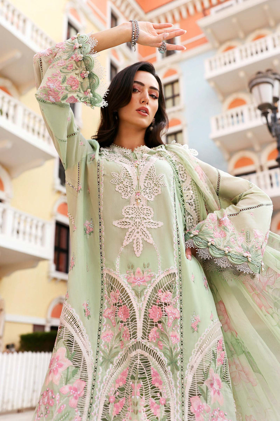 Maria.B Luxury Lawn Unstitched Embroidered 3Pc Suit D-2611-A