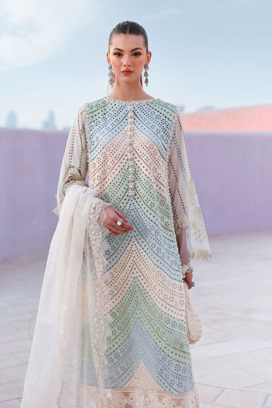 Maria.B Luxury Lawn Unstitched Embroidered 3Pc Suit D-2612-A