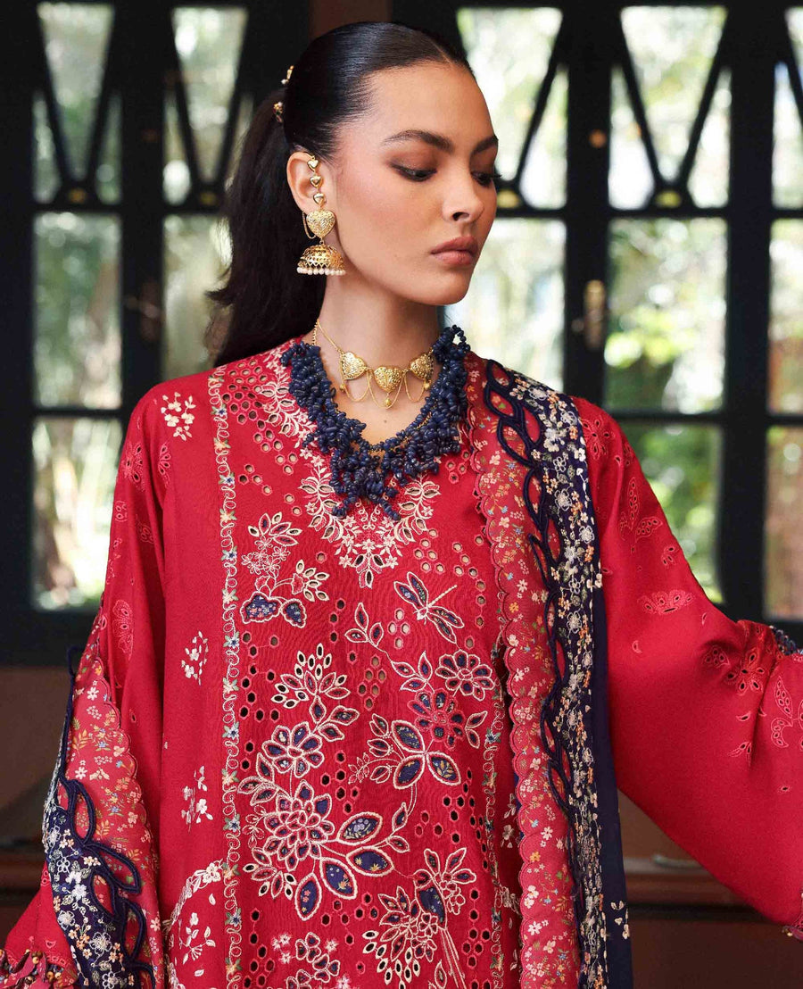 Republic WomensWear Reine Embroidered Lawn Unstitched 3Pc Suit D-2B Belle Rosee