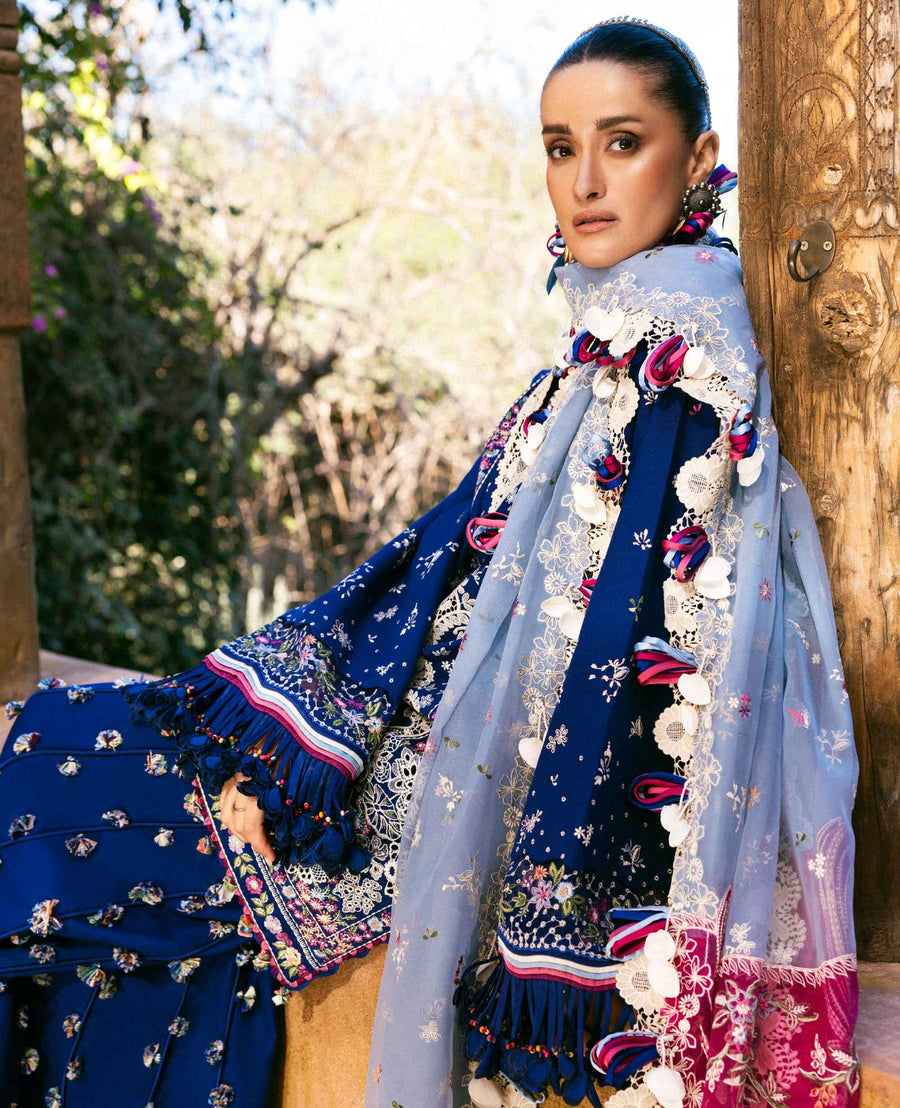 Republic WomensWear Reine Embroidered Lawn Unstitched 3Pc Suit D-4A Sia