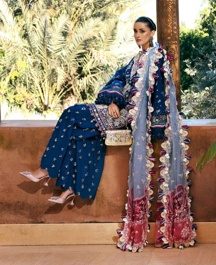 Republic WomensWear Reine Embroidered Lawn Unstitched 3Pc Suit D-4A Sia