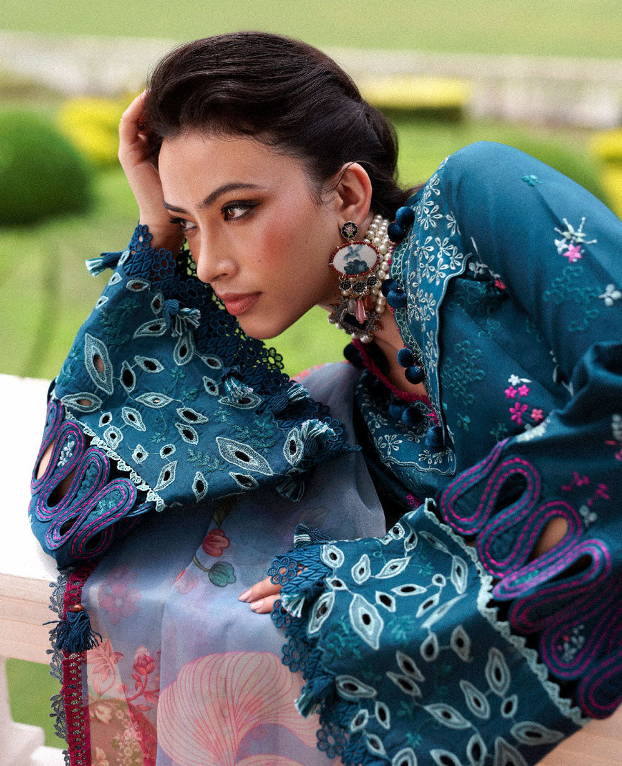 Republic WomensWear Lilas Embroidered Lawn Unstitched 3Pc Suit D-5A LIORE
