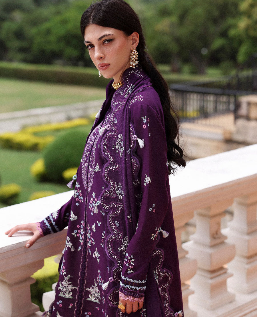 Republic WomensWear Lilas Embroidered Lawn Unstitched 3Pc Suit D-6A OLYRA