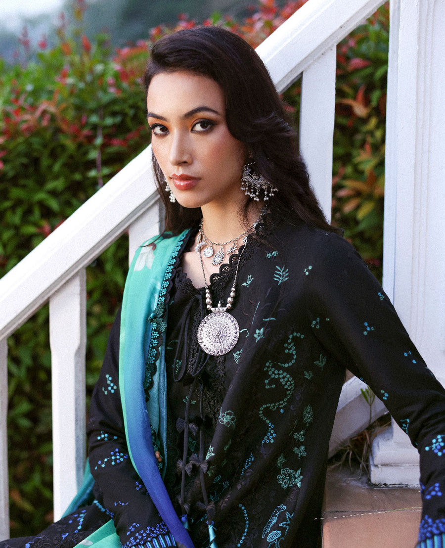 Republic WomensWear Lilas Embroidered Lawn Unstitched 3Pc Suit D-7B ARISA
