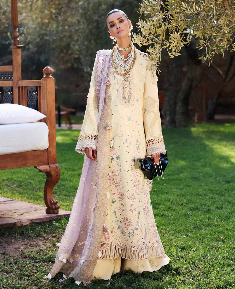 Republic WomensWear Reine Embroidered Lawn Unstitched 3Pc Suit D-7B Lumi