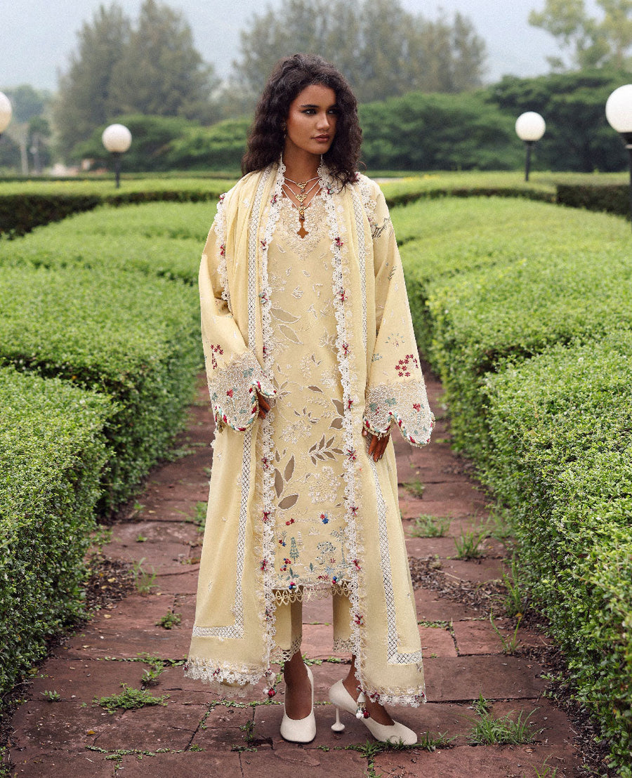 Republic WomensWear Lilas Embroidered Lawn Unstitched 3Pc Suit D-8B ELARIS