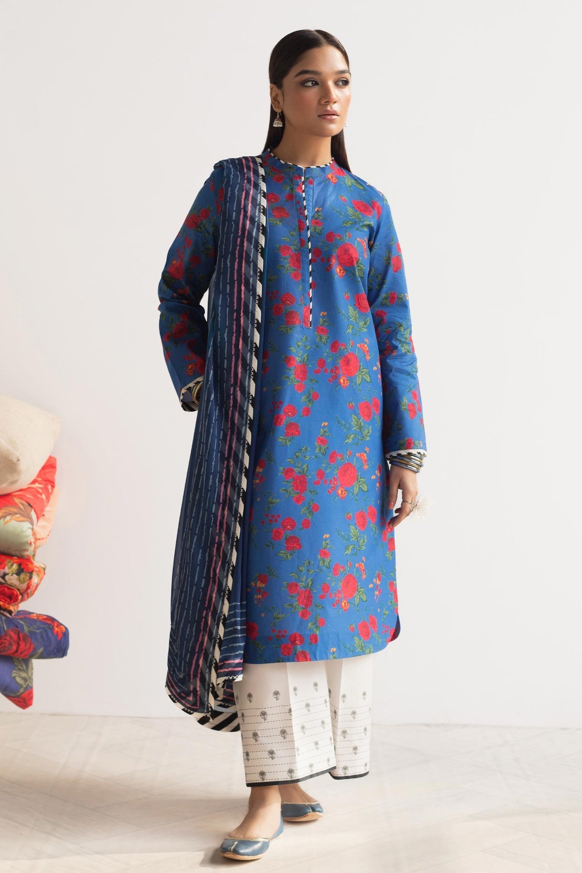 Coco by Zara Shahjahan Printed Lawn Unstitched 3Pc Suit D-01 BULBUL