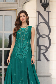 Noor by Saadia Asad Luxe Chikankari Unstitched Lawn 3Pc Suit D-01 Malachite Green