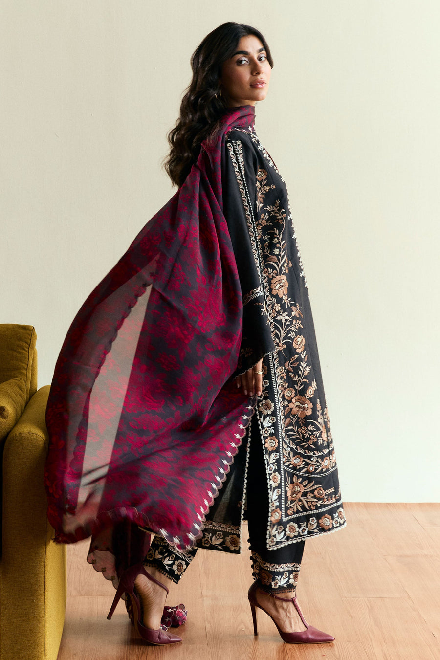 Coco by Zara Shahjahan Embroidered Lawn Unstitched 3Pc Suit D-02 VELOUR