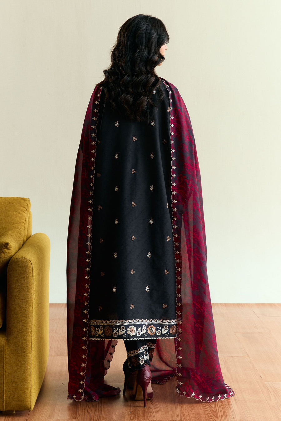 Coco by Zara Shahjahan Embroidered Lawn Unstitched 3Pc Suit D-02 VELOUR