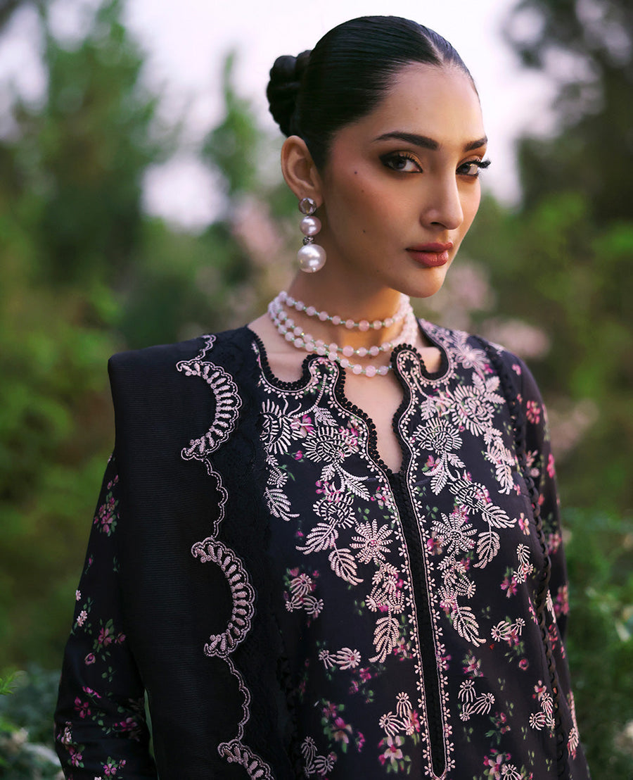 Republic WomensWear Talia Embroidered Lawn Unstitched 3Pc Suit D2-A ARIA