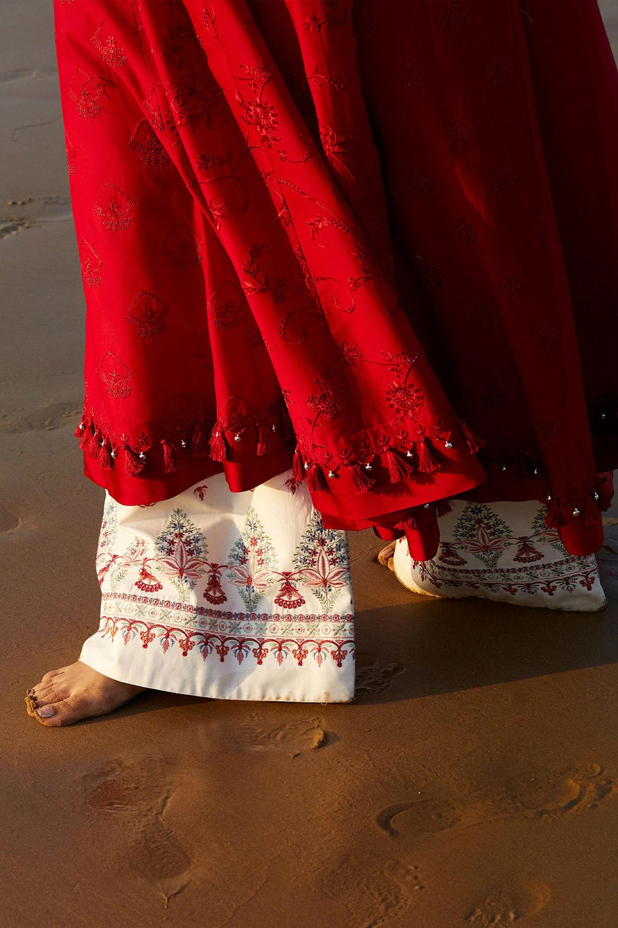 Zara Shahjahan Embroidered Luxury Lawn Unstitched 3Pc Suit D-12A DEENA