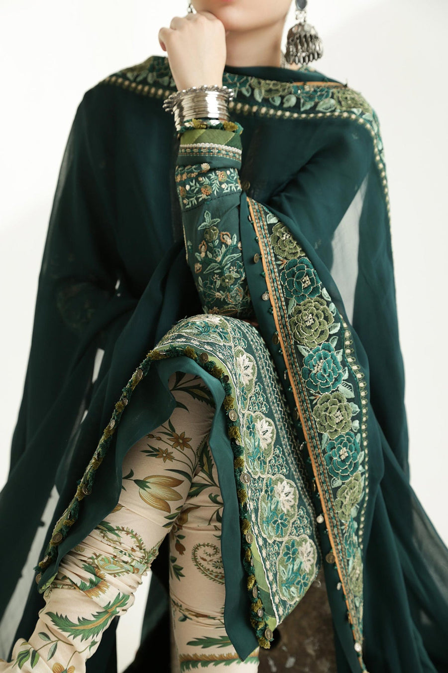 Zara Shahjahan Embroidered Luxury Lawn Unstitched 3Pc Suit D-09B PARSA