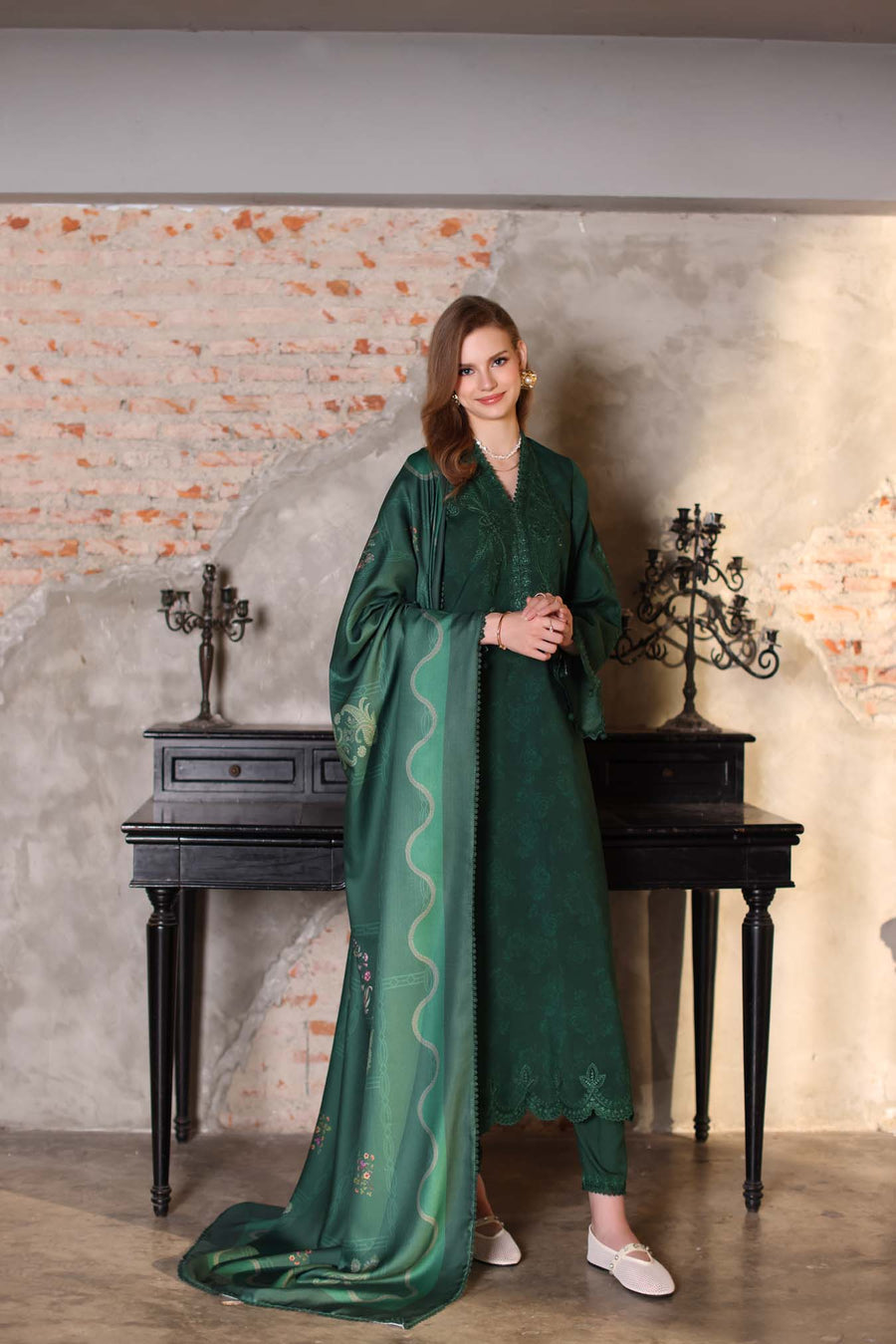 Noor by Saadia Asad Embroidered Linen Unstitched 3Pc Suit D-03A