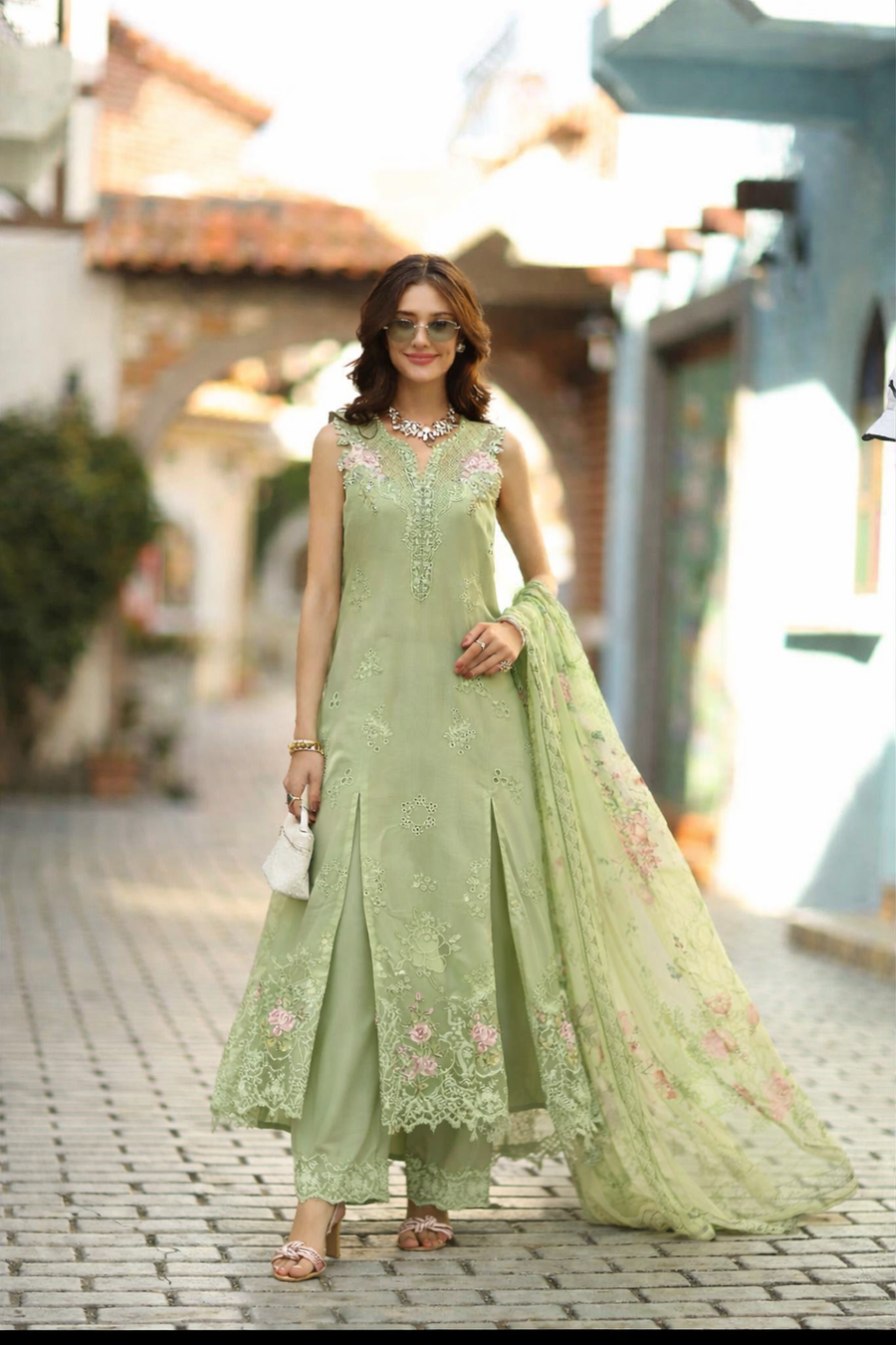 Noor by Saadia Asad Luxe Chikankari Unstitched Lawn 3Pc Suit D3-A