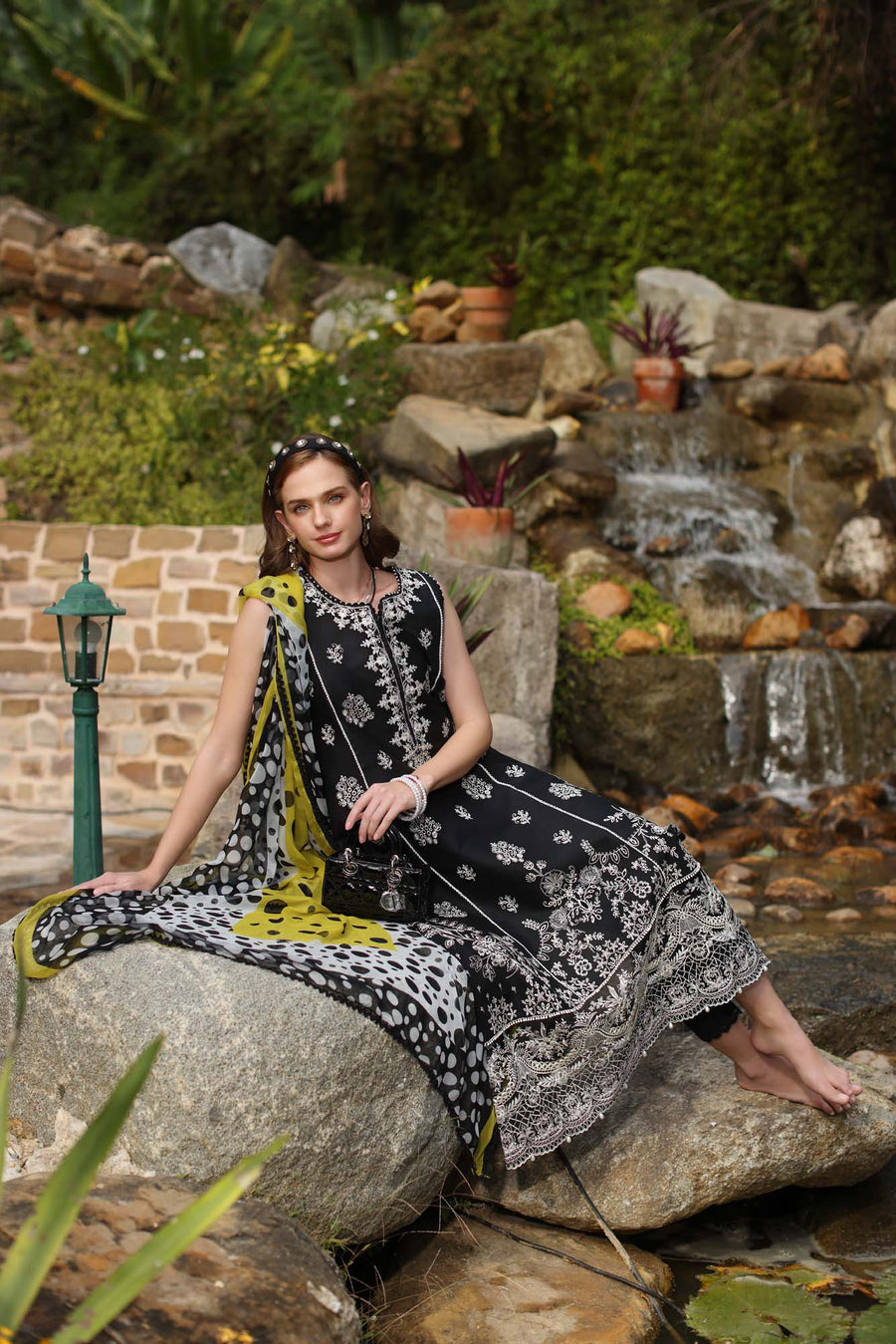 Noor by Saadia Asad Luxe Chikankari Unstitched Lawn 3Pc Suit D3-B