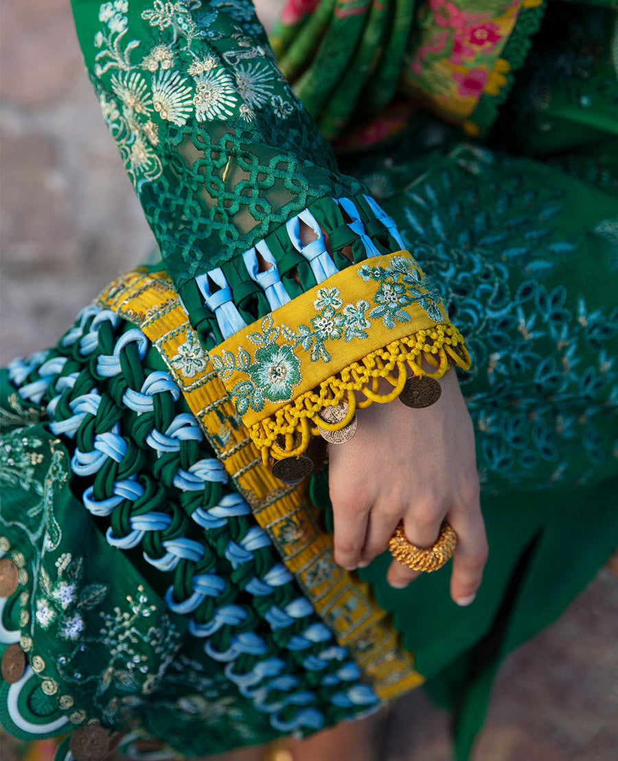 Ilana by Republic Embroidered Lawn Unstitched 3Pc Suit D3-B Hèlene