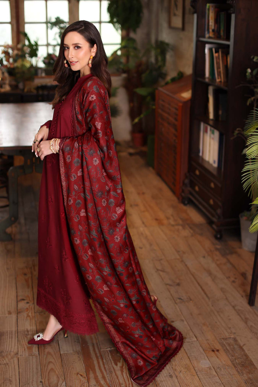 Noor by Saadia Asad Embroidered Linen Unstitched 3Pc Suit D-04A