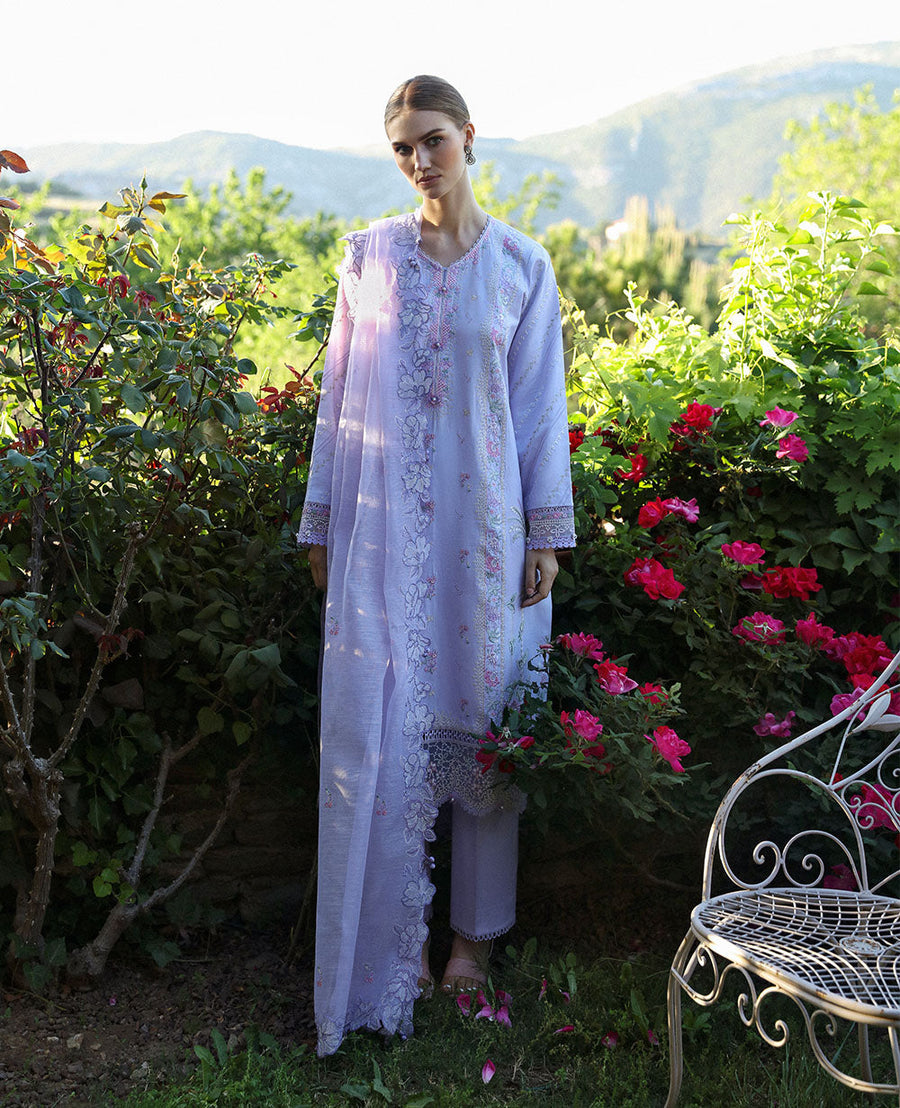Aylin By Republic WomensWear Embroidered Lawn Unstitched 3Pc Suit D4-A Meleze