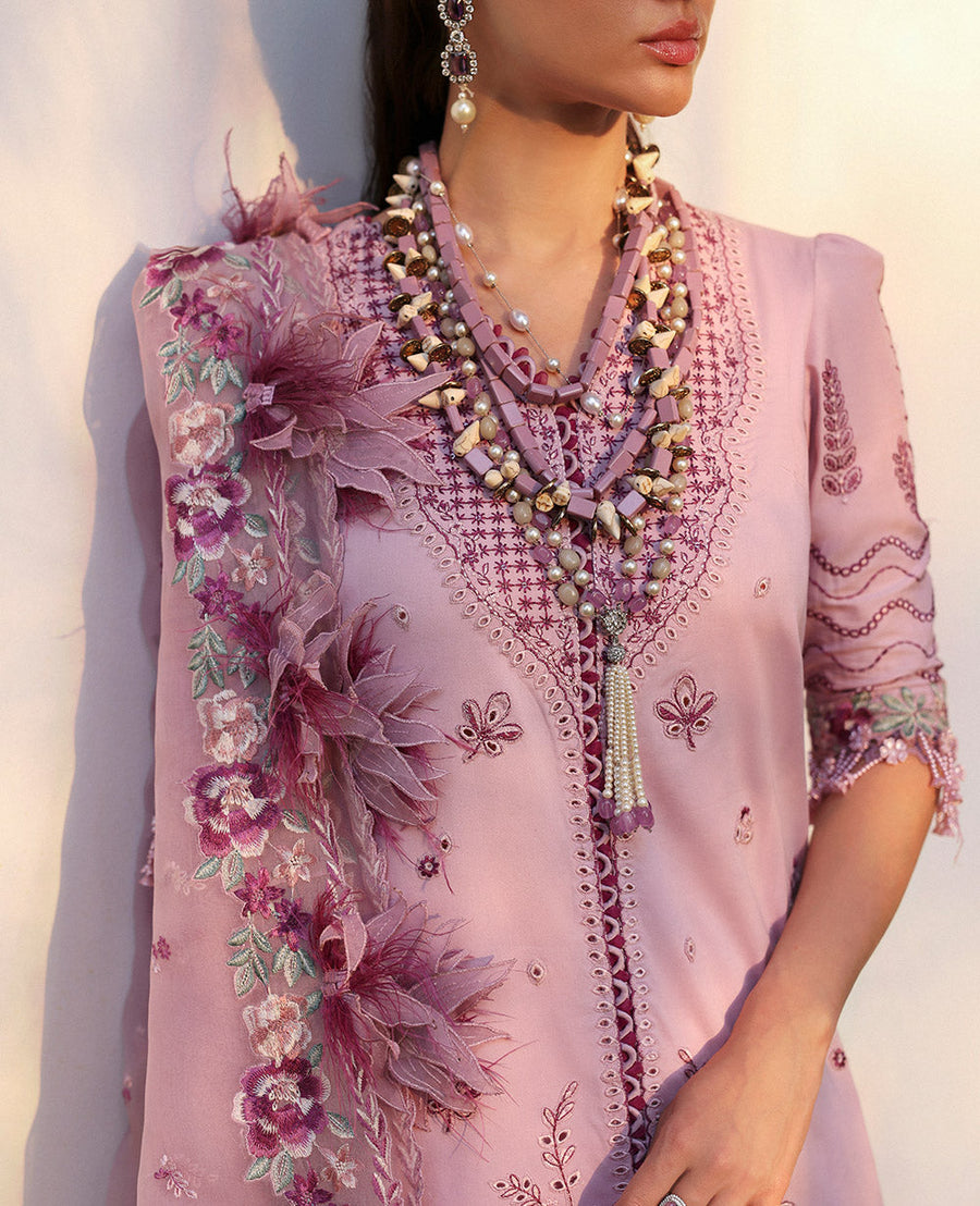 Republic WomensWear Kalani Embroidered Lawn Unstitched 3Pc Suit D4-B - Gulbahar