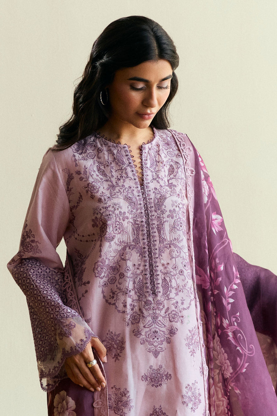 Coco by Zara Shahjahan Embroidered Lawn Unstitched 3Pc Suit D-05 QUINCE