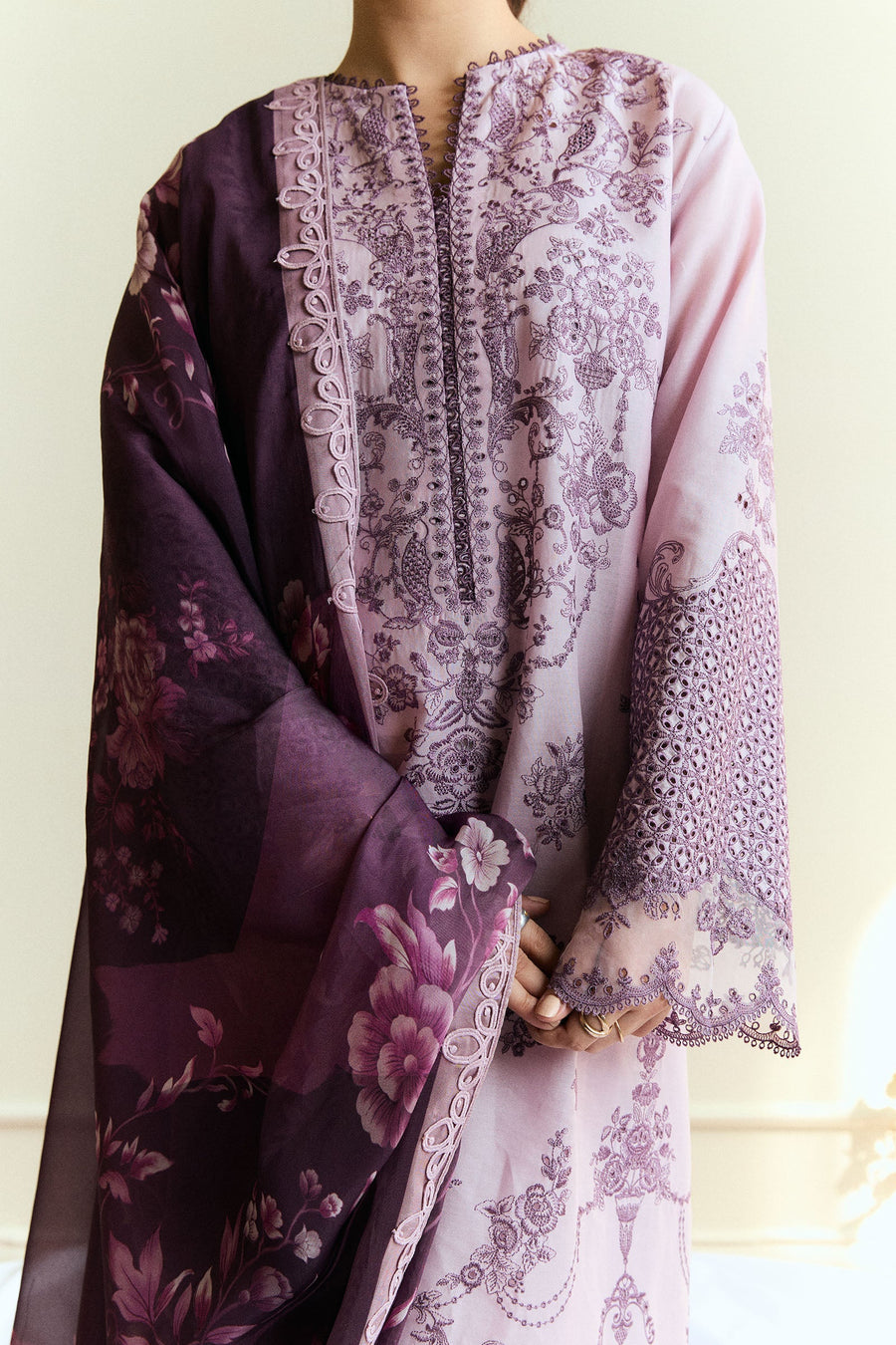 Coco by Zara Shahjahan Embroidered Lawn Unstitched 3Pc Suit D-05 QUINCE