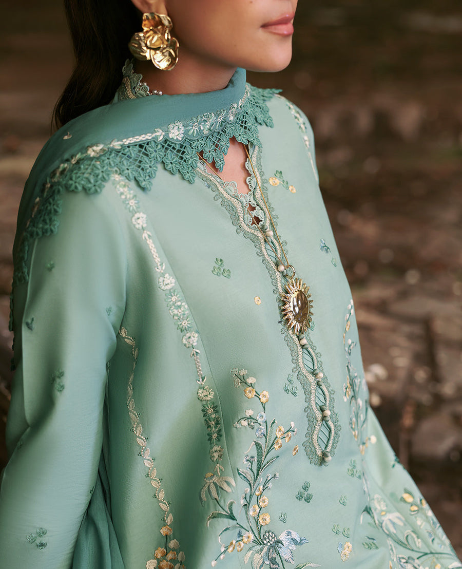Republic WomensWear Talia Embroidered Lawn Unstitched 3Pc Suit D5-A KAELIYA