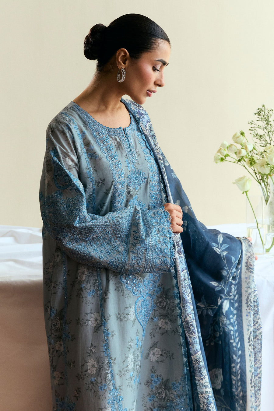 Coco by Zara Shahjahan Embroidered Lawn Unstitched 3Pc Suit D-06 FLEURON