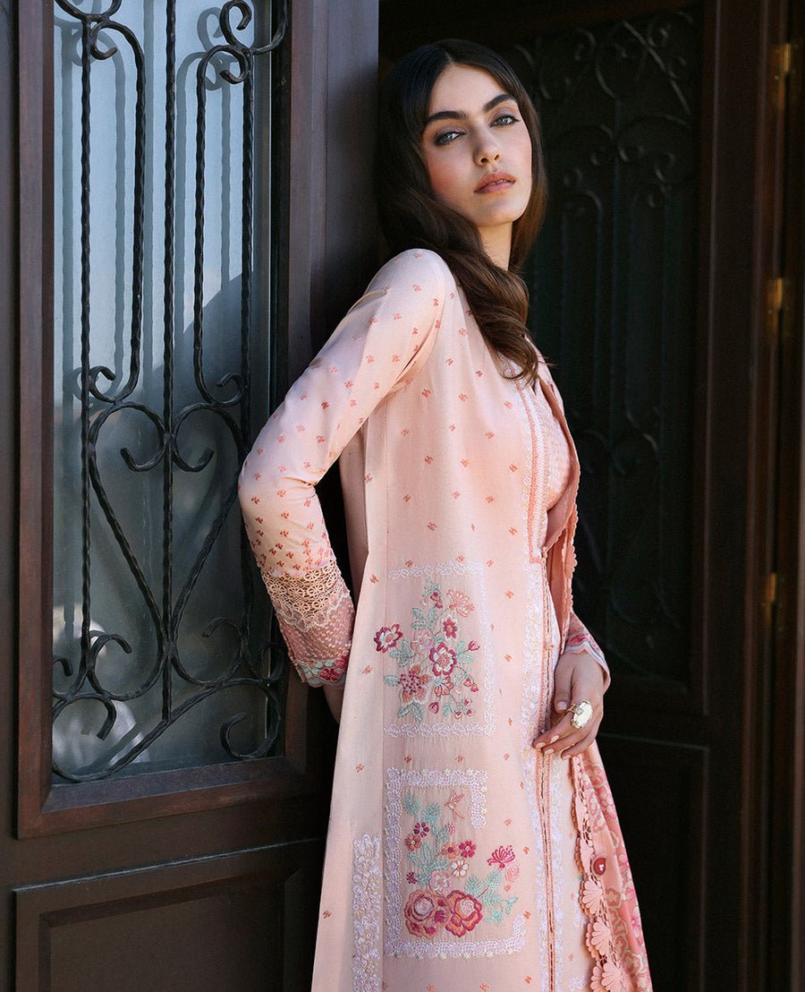 Aylin By Republic WomensWear Embroidered Lawn Unstitched 3Pc Suit D6-A Cemile