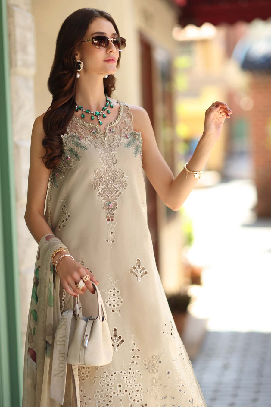 Noor by Saadia Asad Luxe Chikankari Unstitched Lawn 3Pc Suit D6-A