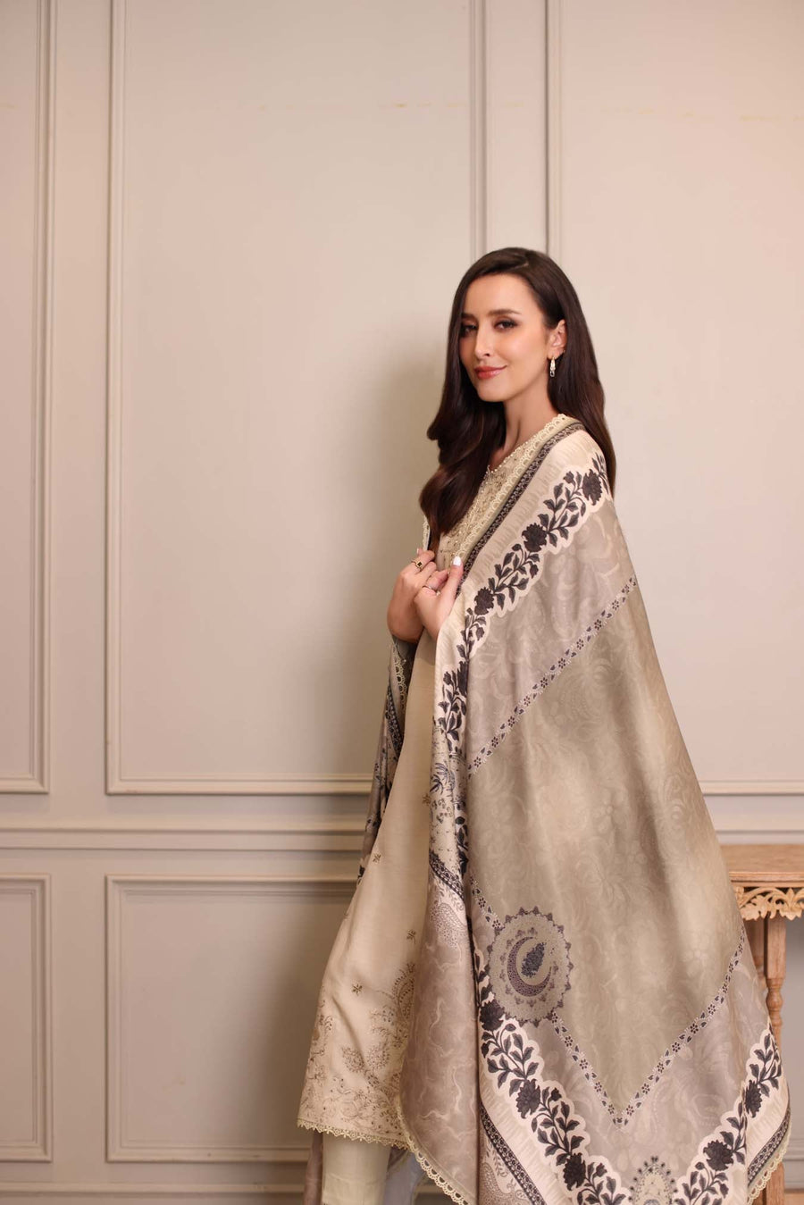 Noor by Saadia Asad Embroidered Linen Unstitched 3Pc Suit D-07A