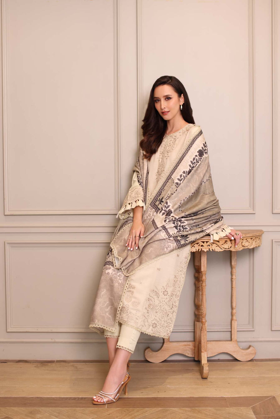Noor by Saadia Asad Embroidered Linen Unstitched 3Pc Suit D-07A
